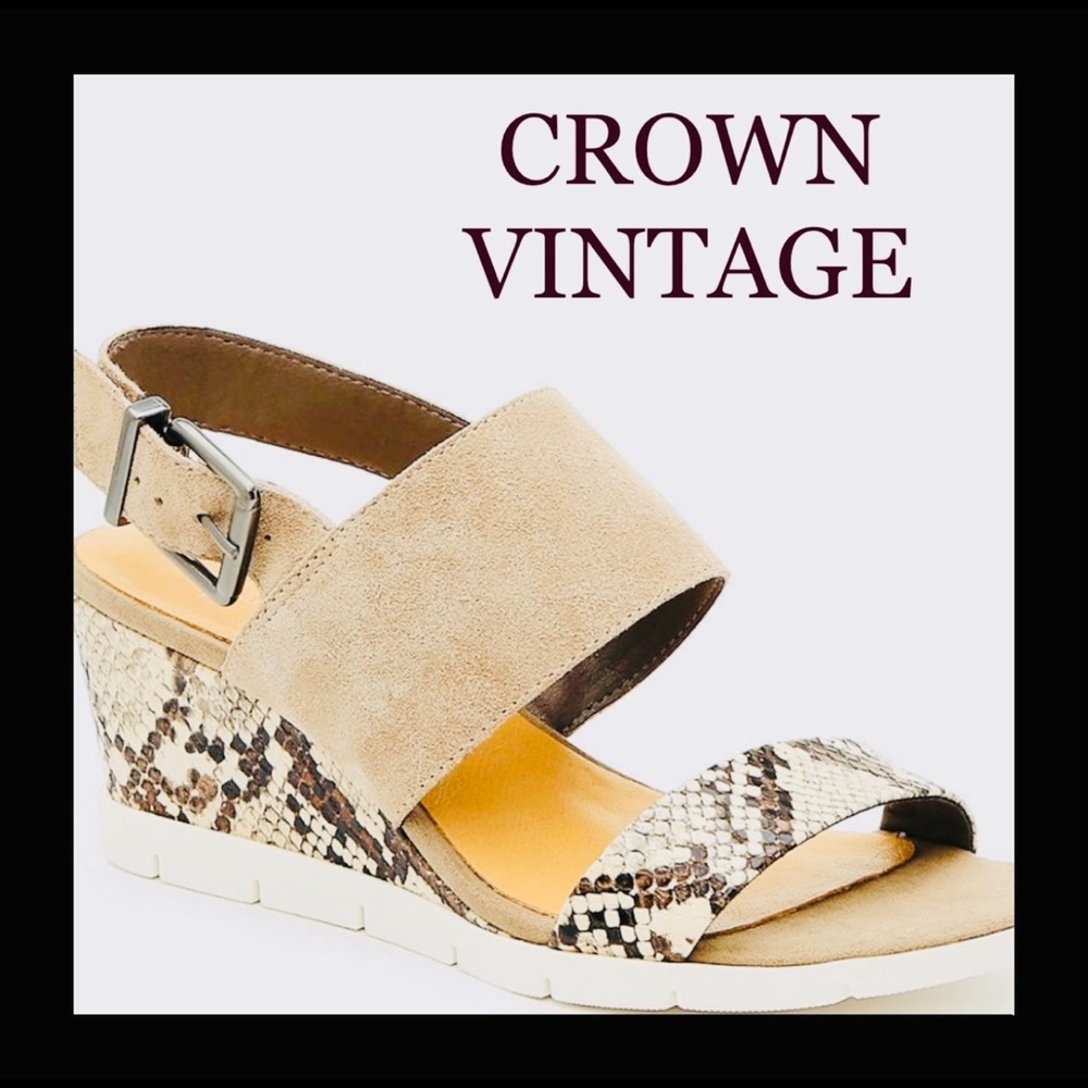 CROWN VINTAGE - WEDGE SANDALS